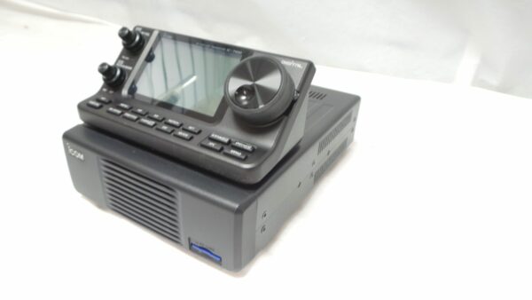 Icom IC-7100 HF/VHF/UHF Transceiver USED | Two Years LAMCO Select Warranty - Image 2
